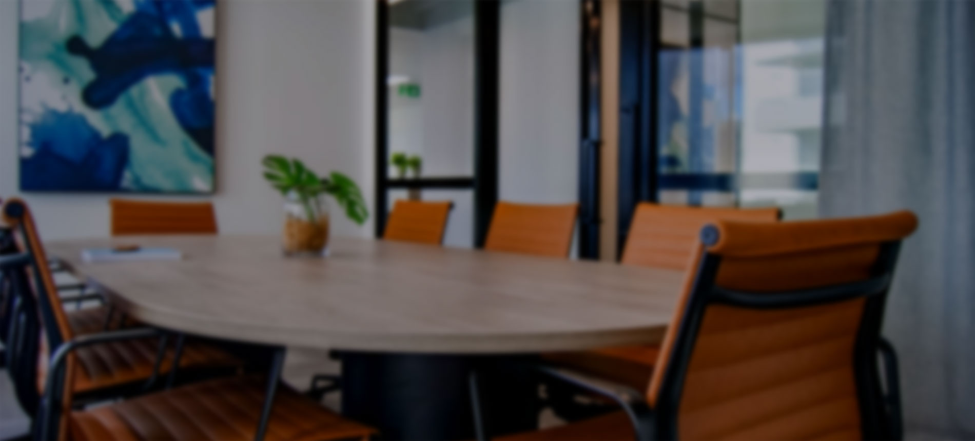 关键词：智慧办公, 数字化连接, 科技感地球模型, 深圳市艾特谷鑫科技;描述：深圳市艾特谷鑫科技智慧办公场景下的科技感地球模型，，，，体现数字化连接与全球化办公理念